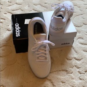 Adidas size 9 Woman’s white hoops 2.0 Worn Once